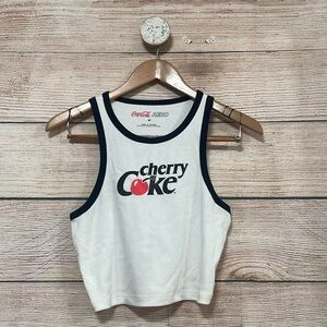 Coca-Cola Aero Medium White Cropped Short Sleeve Shirt